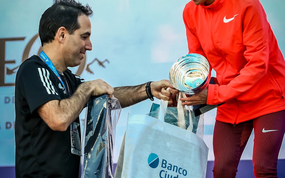 BANCO CIUDAD JUNTO A LA MARATÓN DE BUENOS AIRES